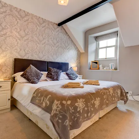 Lyndale Ambleside